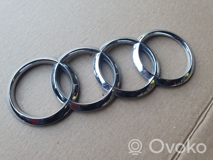 Audi RS3 Emblemat / Znaczek tylny / Litery modelu 8T0853742D