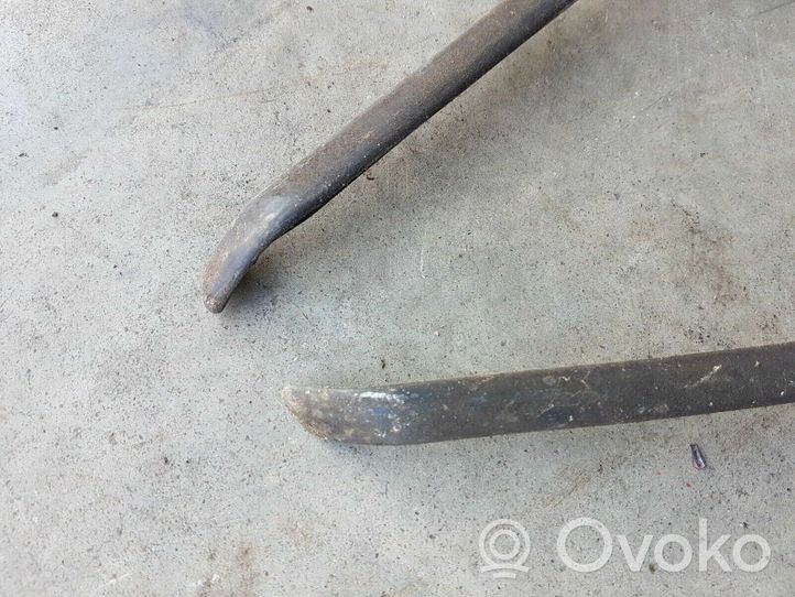 Volkswagen Jetta I Moulures, baguette de toit 161809319