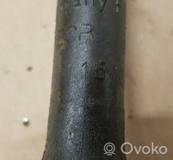 Volkswagen Golf III Arbre d'équilibrage pompe à huile 021115017