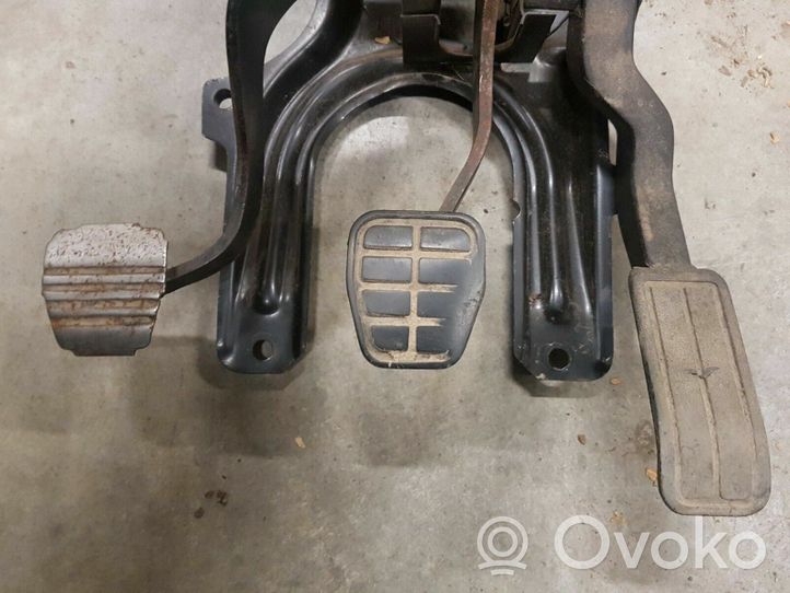 Volkswagen Corrado Brake pedal 357721111