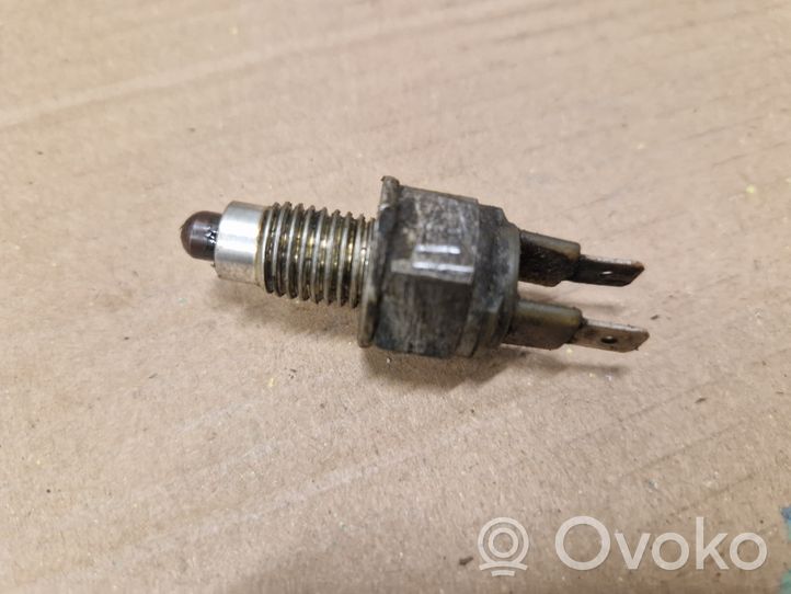 Volkswagen Golf I Reversing light switch sensor 020945415