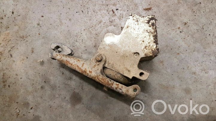 Volkswagen Golf III Répartiteur de frein limiteur de pression 357612151