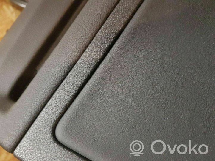 Audi RS3 Etuoven verhoilu 8V4867105