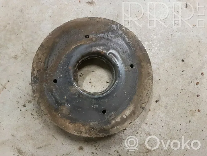 Volkswagen Transporter - Caravelle T5 Rear coil spring rubber mount 7H0