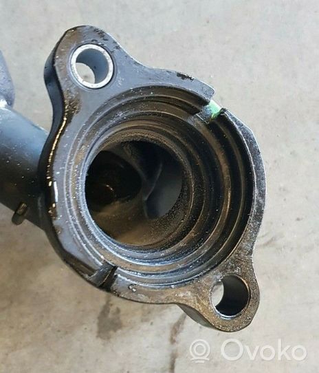 Audi RS3 Termostat / Obudowa termostatu 07K121133E