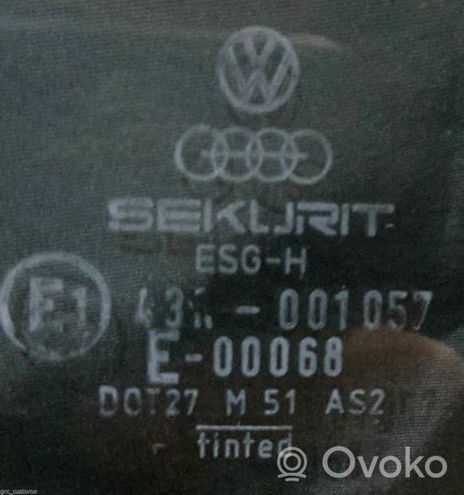 Volkswagen Scirocco Szyba karoseryjna drzwi 533845252B