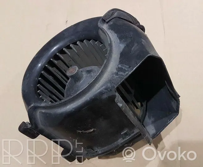 Volkswagen Caddy Heater fan/blower 321819021A