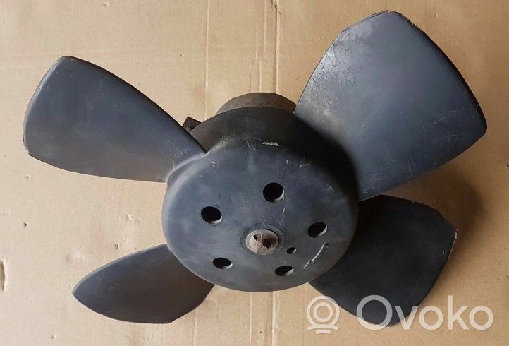 Volkswagen Jetta I Ventilatore di raffreddamento elettrico del radiatore 171959455E