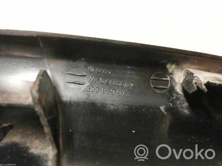 Volkswagen PASSAT B3 Muu takaoven verhoiluelementti 333839973