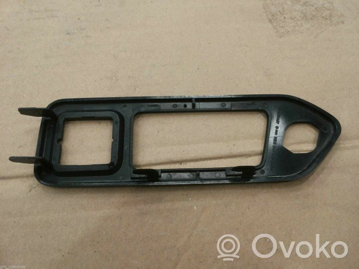 Volkswagen PASSAT B3 Muu etuoven verhoiluelementti 357837247A