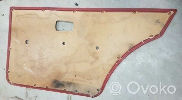 Volkswagen Jetta I Set di rivestimento del pannello della portiera 173