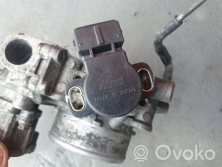 Mitsubishi FTO Clapet d'étranglement E9T15296