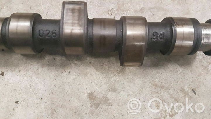 Volkswagen Golf I Camshaft 026109101G