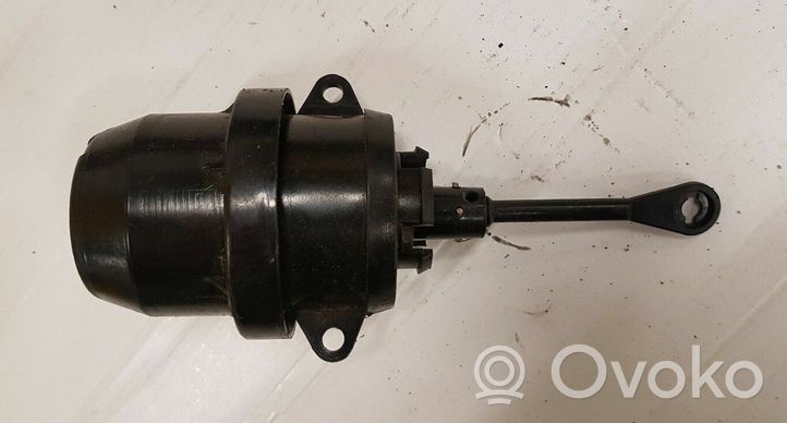 Volkswagen PASSAT B3 Vacuum valve vacuum