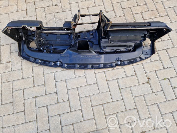 Volkswagen PASSAT B3 Panelė 357857003