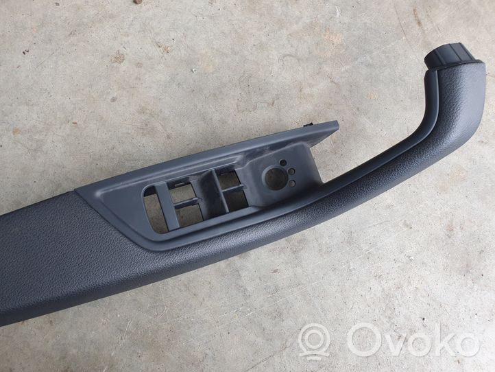 Audi A5 Autres éléments de garniture porte avant 8W0867173D