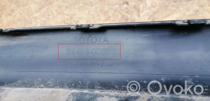 Toyota RAV 4 (XA50) Moulure inférieure de pare-chocs arrière 524530D090