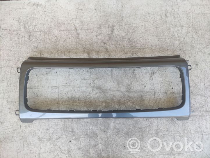 Mercedes-Benz G W463 Maskownica / Grill / Atrapa górna chłodnicy A46338885200