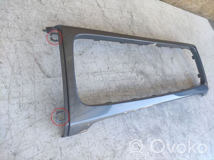 Mercedes-Benz G W463 Maskownica / Grill / Atrapa górna chłodnicy A46338885200