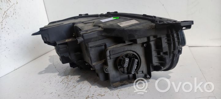 Volvo XC90 Lampa przednia 31468918