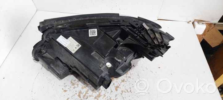 Mercedes-Benz E AMG W213 Lampa przednia A2139064804KZ