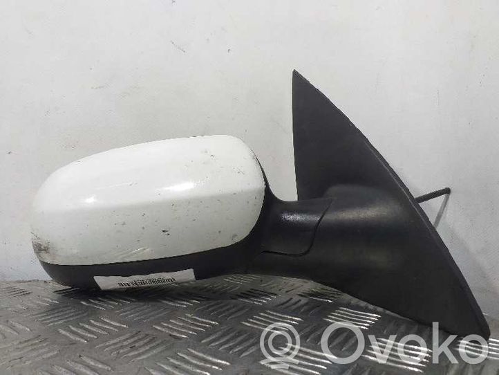 MANUAL Opel Corsa C Front door electric wing mirror, 23.17 € RRR