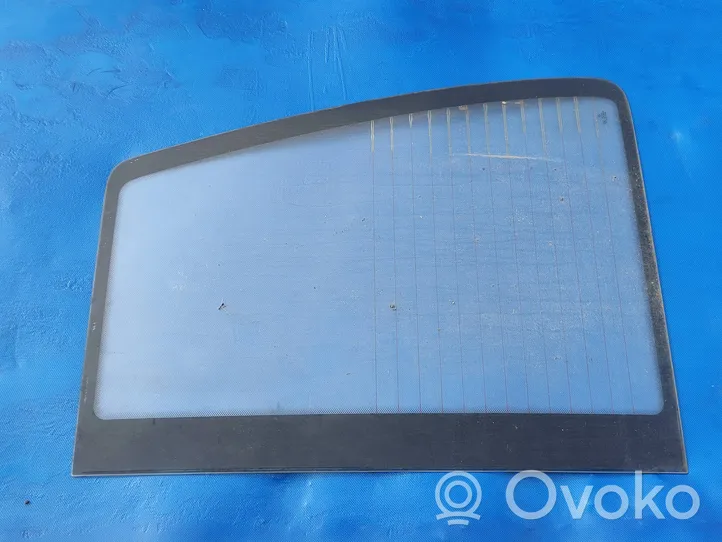 Volkswagen Transporter - Caravelle T4 Rear door window glass 