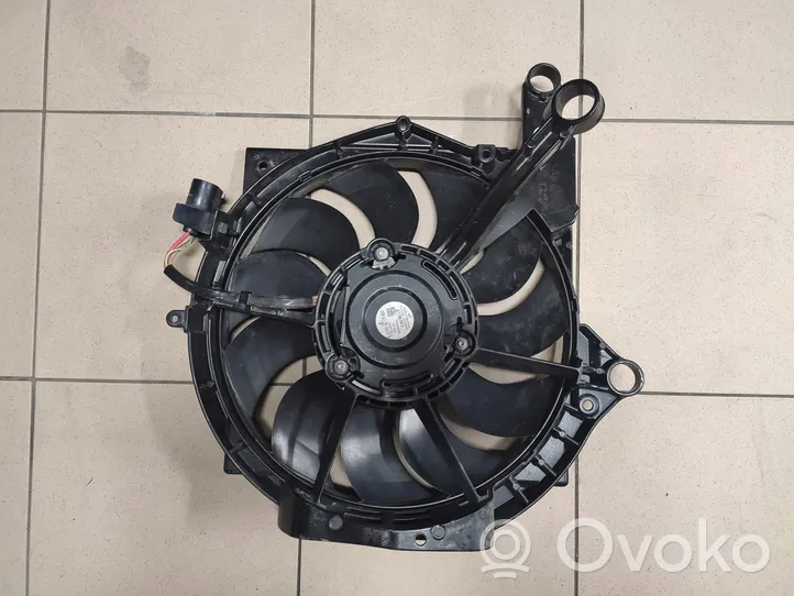 Audi E-tron GT Ventilatore di raffreddamento elettrico del radiatore 