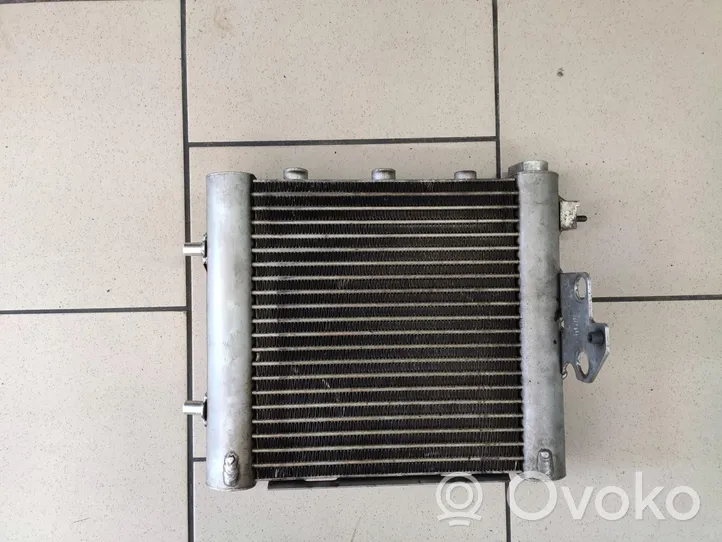 Audi RS7 C7 Radiateur d'huile moteur 4G0117021A