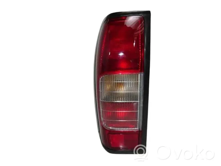 Nissan Navara D22 Lampa tylna 26555VK40A