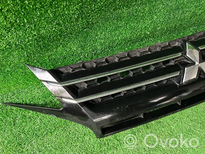 Mitsubishi Space Star Atrapa chłodnicy / Grill 