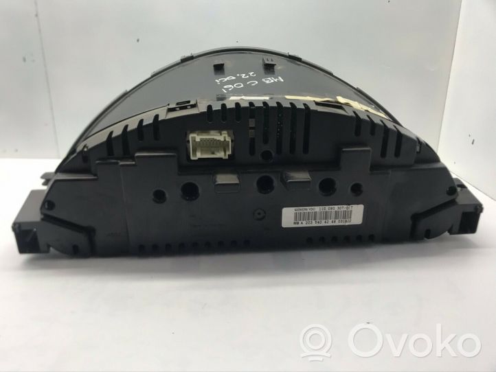 Mercedes-Benz C AMG W203 Speedometer (instrument cluster) A2035404248