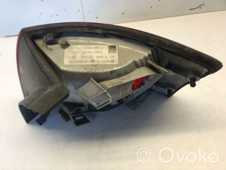 Audi A4 S4 B7 8E 8H Luci posteriori 8E9945095E