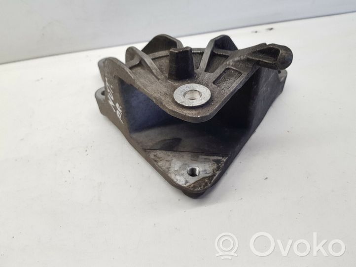 Opel Astra J Supporto di montaggio scatola del cambio 13248663