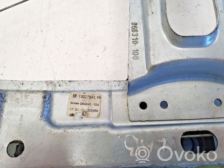 Opel Insignia A Rear door manual window regulator 13227841