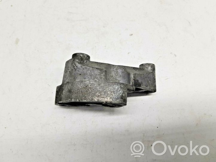 Mercedes-Benz C AMG W203 Engine mounting bracket A6110782741