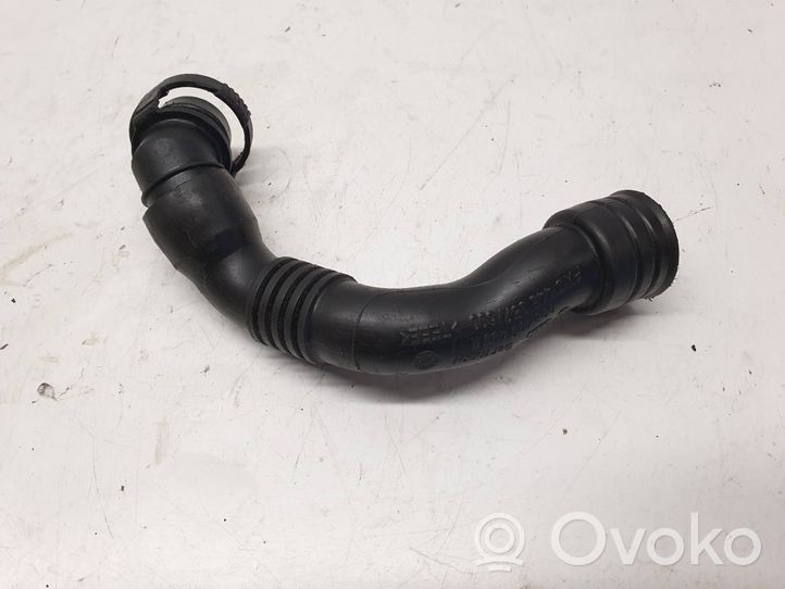 Volkswagen Bora Breather hose/pipe 038103493N