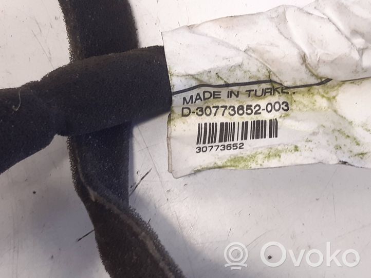 Volvo V70 Wiązka przewodów drzwi przednich 30773652