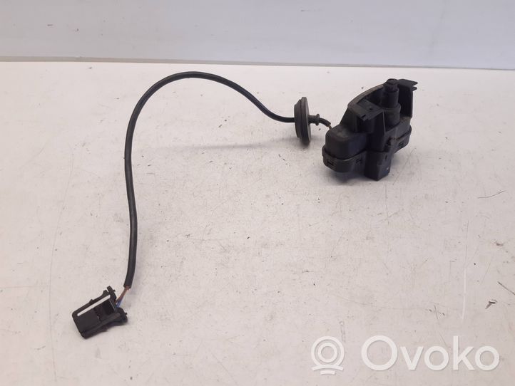 Volkswagen Golf VI Motorino del tappo del serbatoio del carburante 5N0810773D