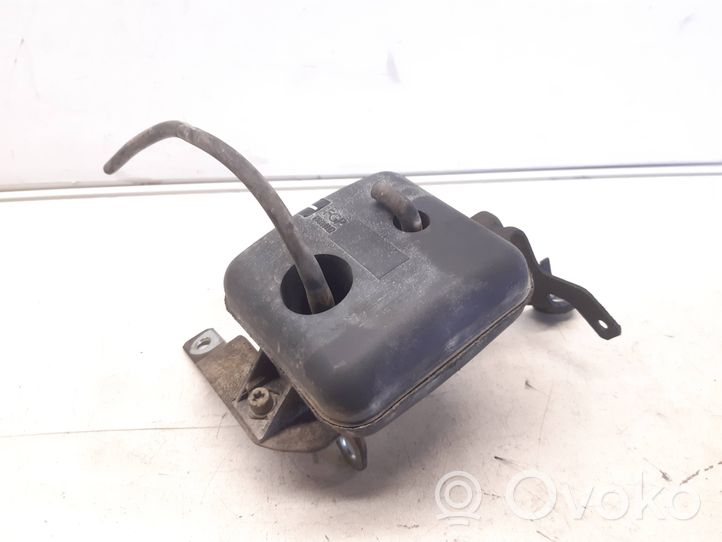 Opel Corsa D Vacuum air tank FV300102