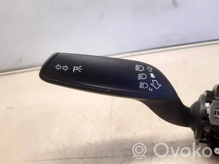 Audi A1 Leva/interruttore dell’indicatore di direzione e tergicristallo 8X0953501B