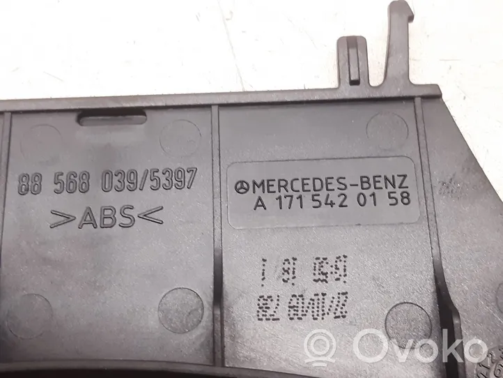 Mercedes-Benz SLK R171 Kojelaudan kehys A1715420158