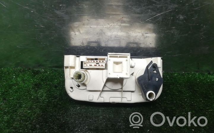 Opel Corsa C Panel klimatyzacji 