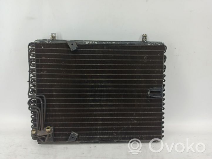 BMW 7 E32 Radiateur condenseur de climatisation 