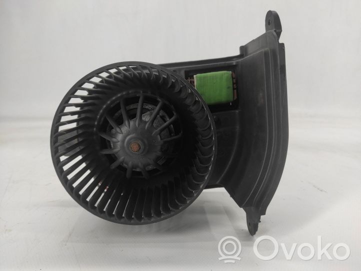 Renault Clio II Mazā radiatora ventilators 