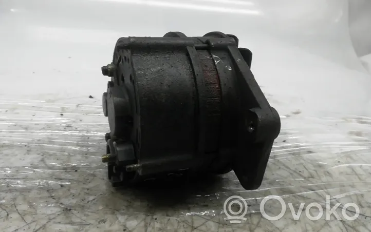 Volkswagen Polo II 86C 2F Alternator 