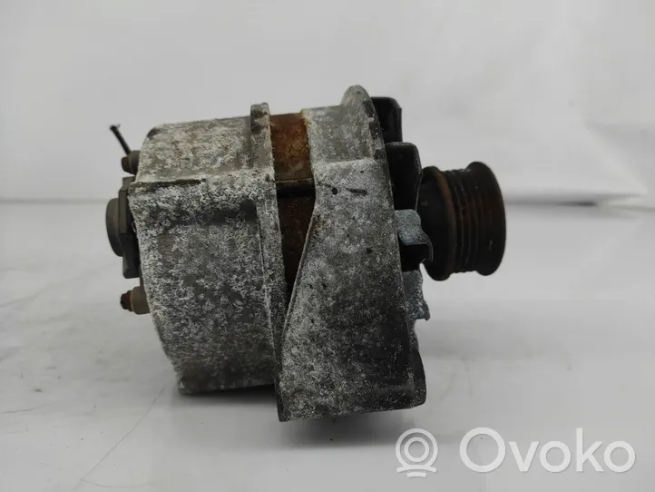 Mercedes-Benz 190 W201 Alternador 