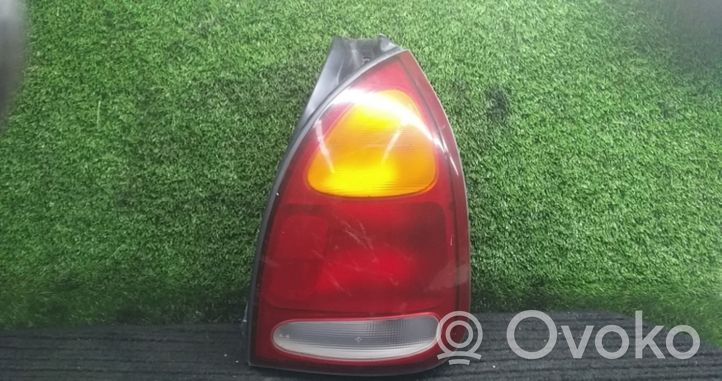 Hyundai Lantra II Lampy tylnej klapy bagażnika 