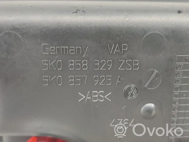 Volkswagen Scirocco Peleninė panelėje 