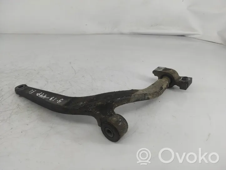 Peugeot 406 Triangle bras de suspension supérieur arrière 